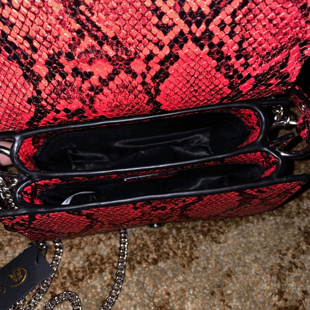 Purse - Picture 3 of 4